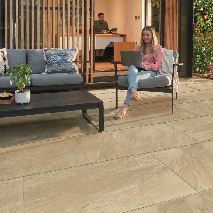 6 Reasons to Choose Porcelain Paving for Your Garden